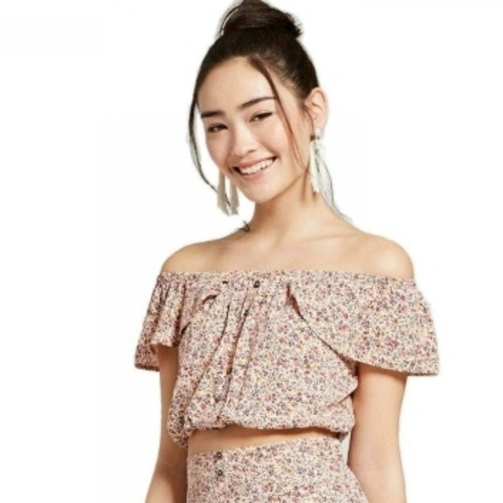 Xhilaration crop xl